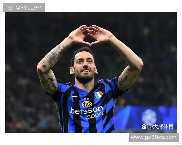 10号球星领衔豪华阵容，足球场上的传奇与激情尽显风采