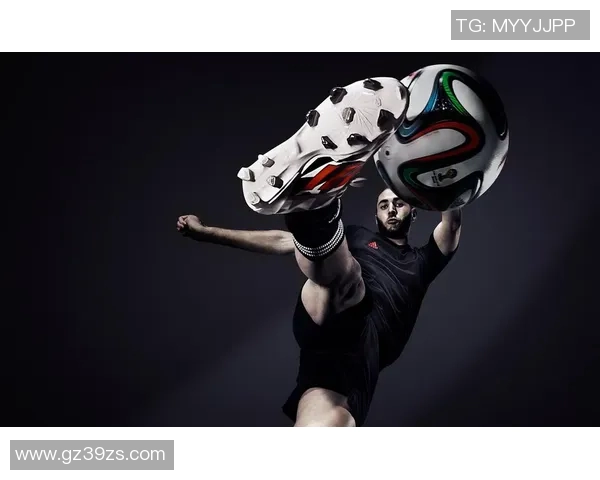 震撼来袭三十位足球球星高清警告风格壁纸合集 震撼来袭三十位足球球星高清警告风格壁纸合集